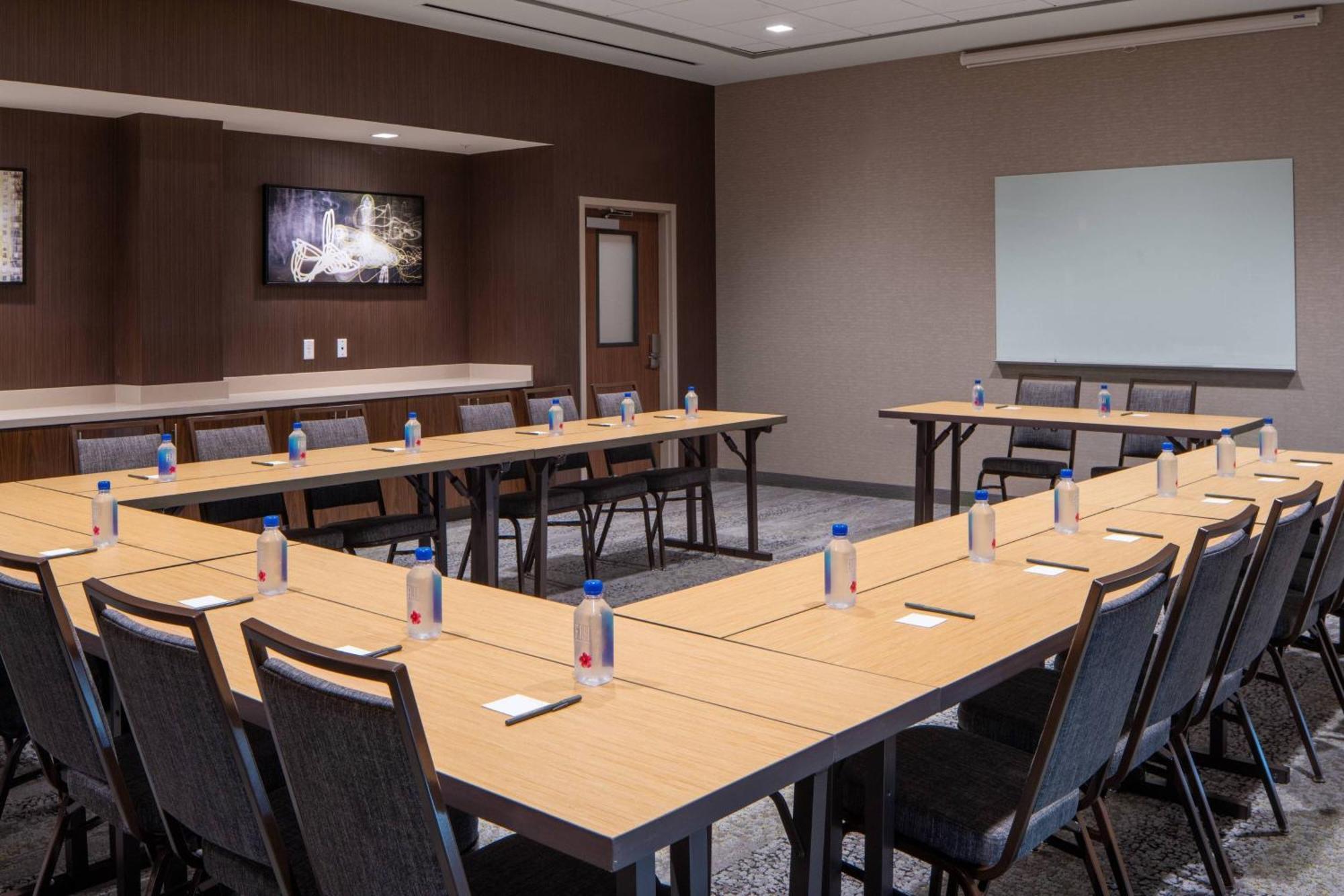 Courtyard By Marriott Lafayette South Hotell Exteriör bild