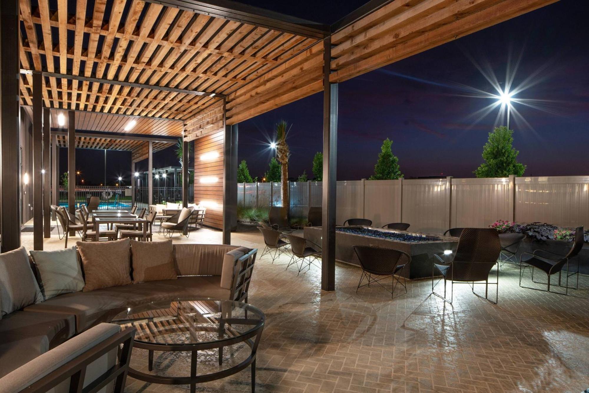 Courtyard By Marriott Lafayette South Hotell Exteriör bild